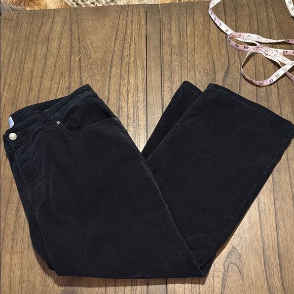 Chico's Classic Black Corduroy Pants size 16 short - Picture 7 of 7